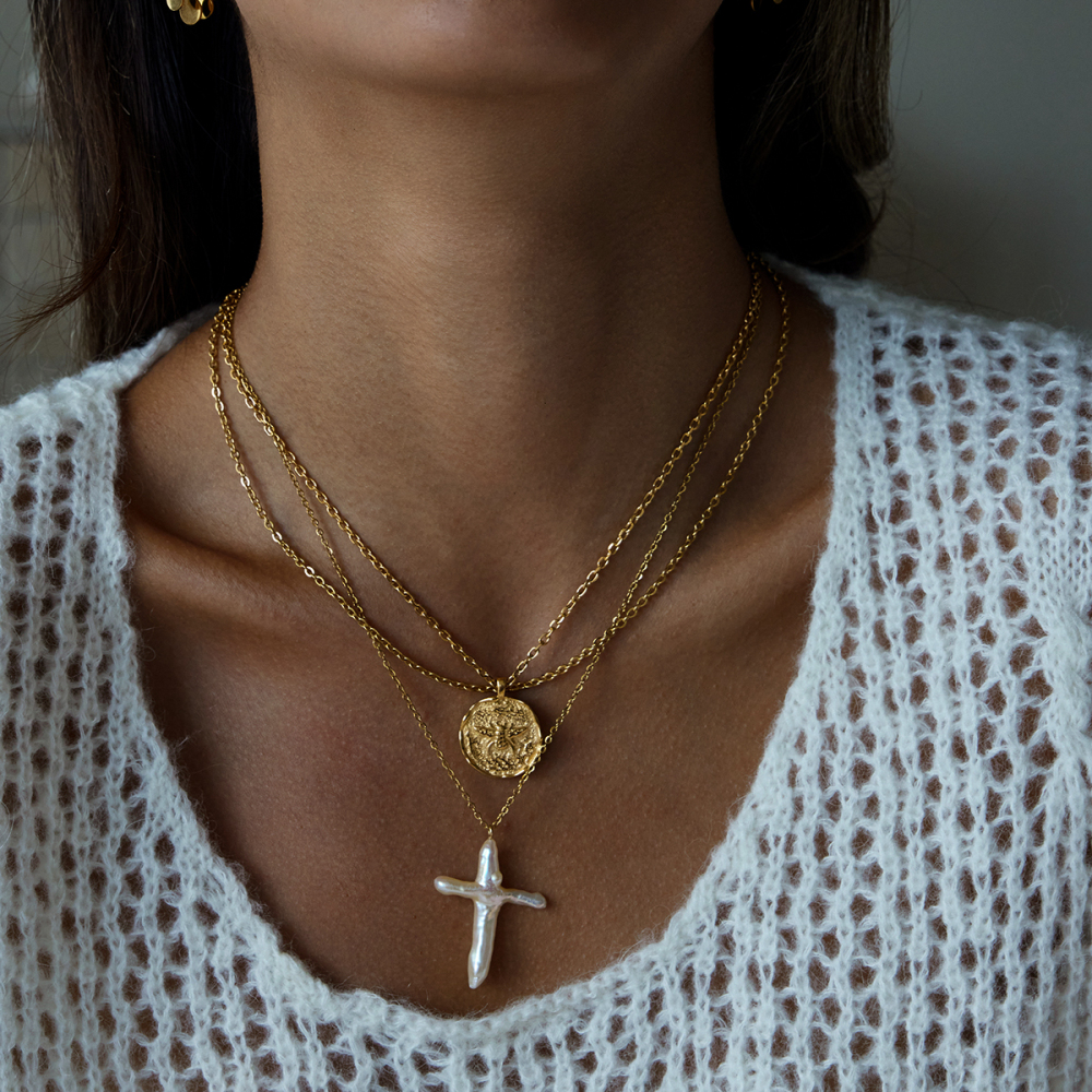 304 Stainless Steel Bee PVD Coated Stone-Free 18K Real Gold Plated Necklace