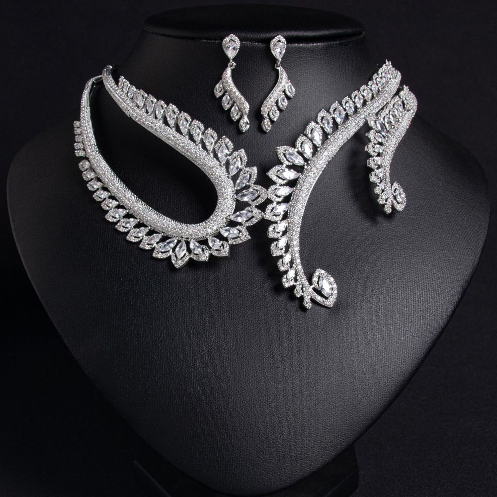 Internet Celebrity  Hot-Selling Necklace INS Style Zircon Earrings Set Decoration For Women Versatile Hip-Hop Style High-End Jewelry