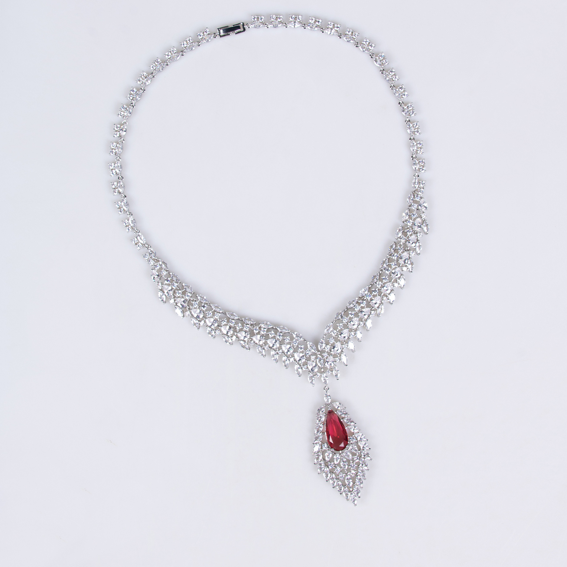 Elegant Zircon Wing Earrings Necklace Set Fashionable High-End Dinner Dress Accessories For Women Luxury Brand Jewelry Kit