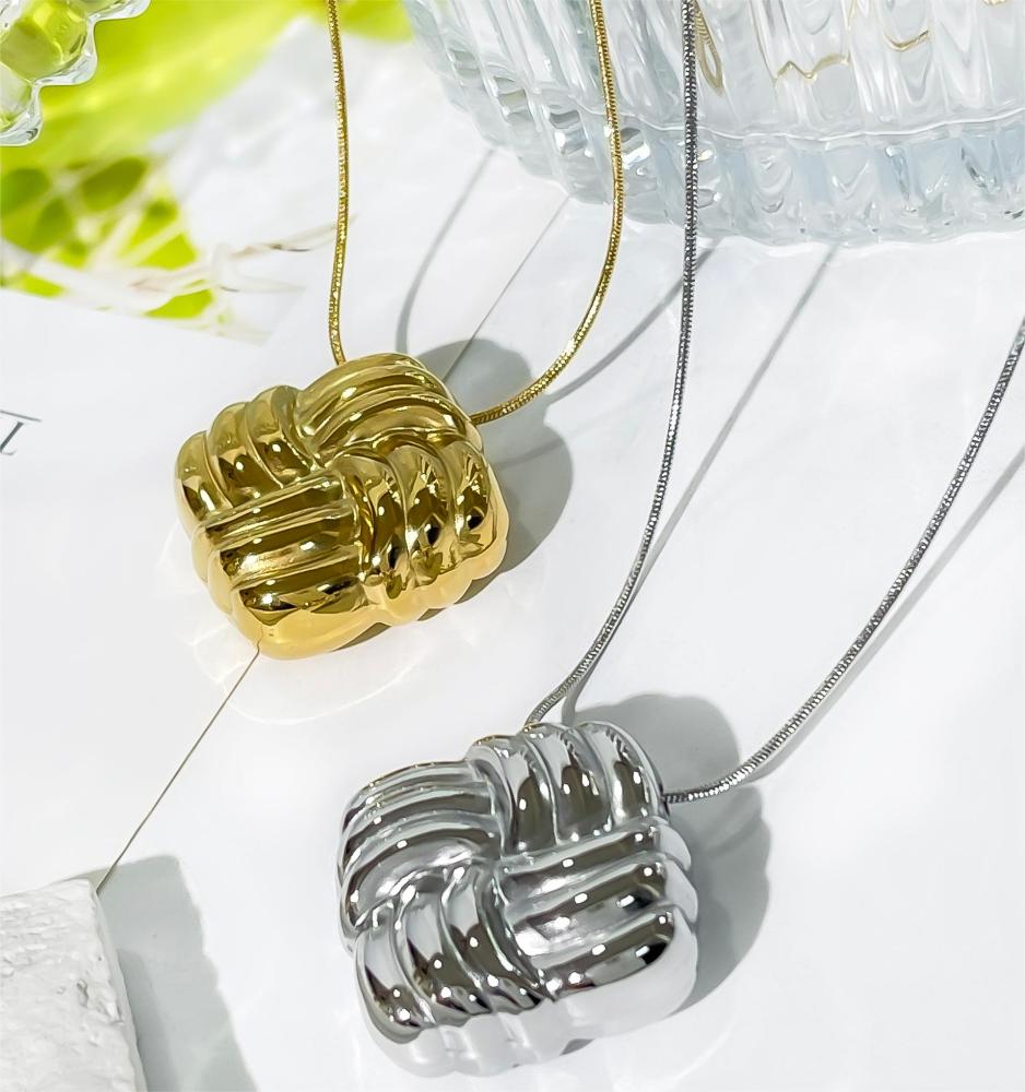 1 Copper Bracelet Luxury Round Blue Turquoise And Zircon Twist Design Bracelet Suitable For Women Party/Engagement/Wedding Jewelry Gift