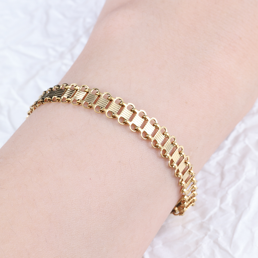PVD Coated 18K Gold Plated Solid Color 201 Stainless Steel Simple Style Classic Style Waterproof Non Tarnish 201 Stainless Steel Bracelets