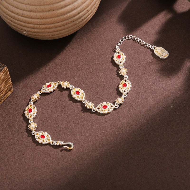 Silver-Plated Bracelet With Gold-Plated Enamel Floral Filigree, National Trend Retro Copper Geometric Pattern, Exquisite Versatile Fashionable Light Luxury Gift For Girlfriend