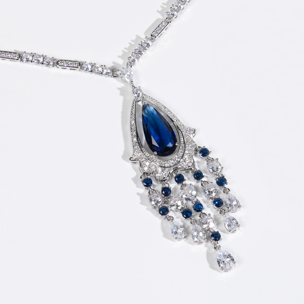 New Water Drop Tassel Necklace Earrings Set Inlaid Zircon High-End Luxury Dress Accessories Jewelry For Women