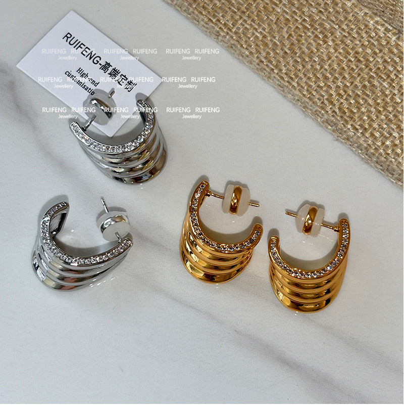 Elegant Classic Style Geometric Brass Women's Earrings