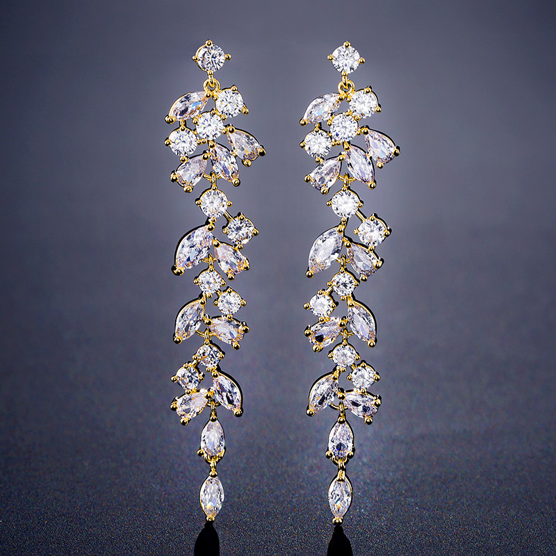 Classic Petal Waterdrop 3A Zirconia Earrings New Fashion Simple Long Tassel Bridal Ear Jewelry Geometric Pattern Copper