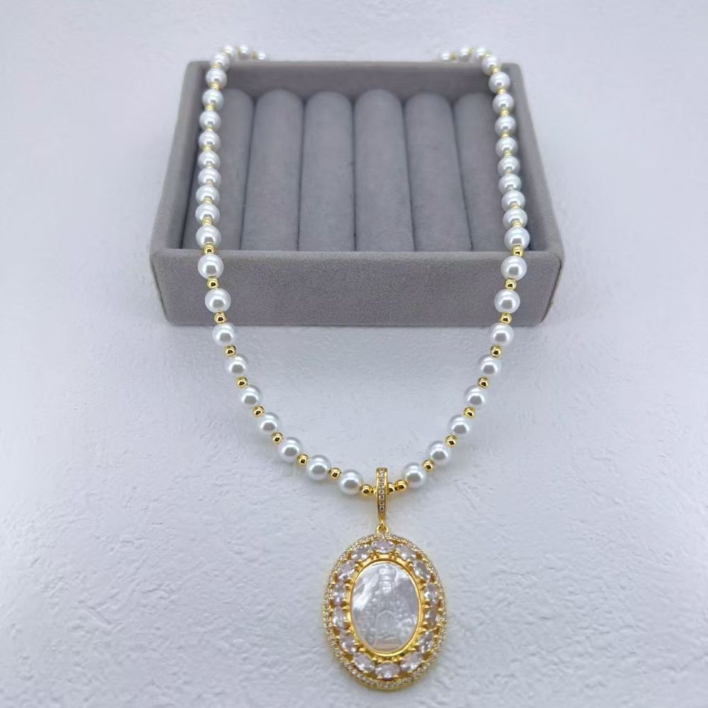 European And American Hot-Selling Color-Retaining Electroplated Zircon Shell Virgin Mary Father Cross Acrylic Pearl Copper Simple Style Lobster Clasp Necklace