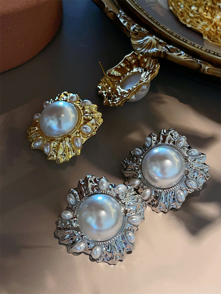 Exaggerated Pearl Drop Earrings Retro French Court Style Fashion Show Trendy Large Hoop Earrings Women's Jewelry Accessories