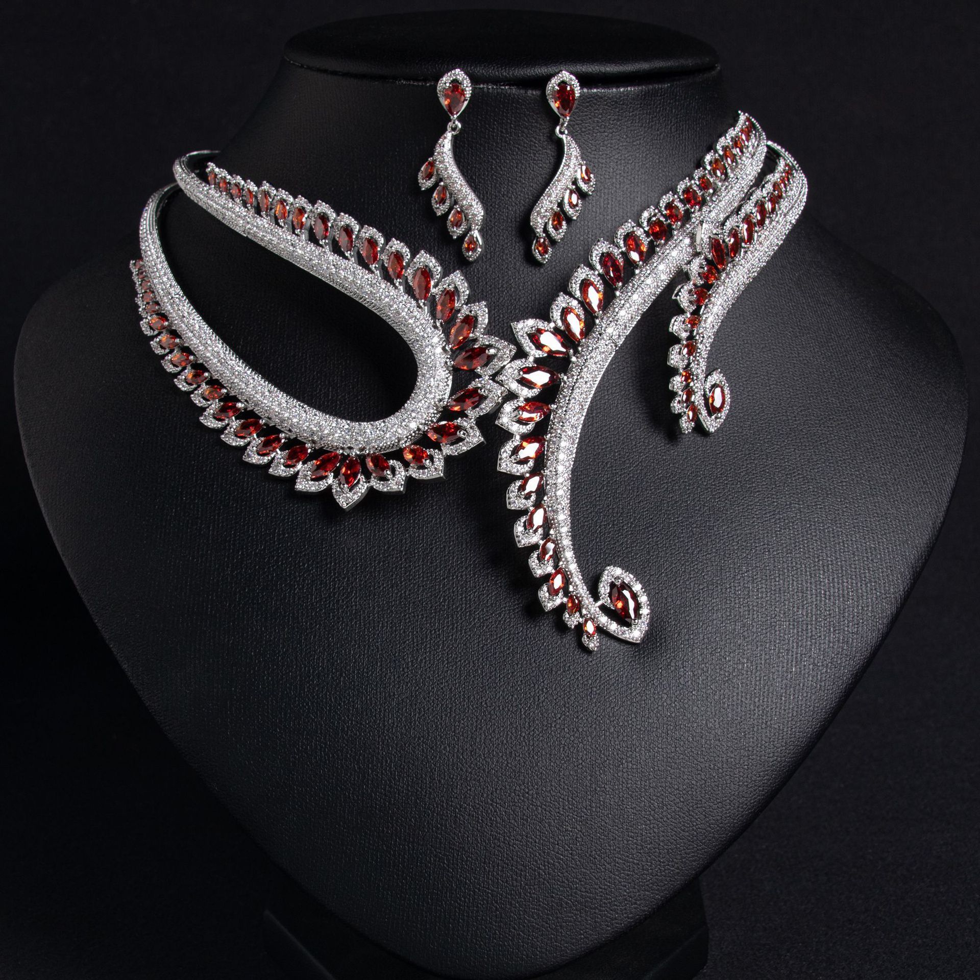 Internet Celebrity  Hot-Selling Necklace INS Style Zircon Earrings Set Decoration For Women Versatile Hip-Hop Style High-End Jewelry