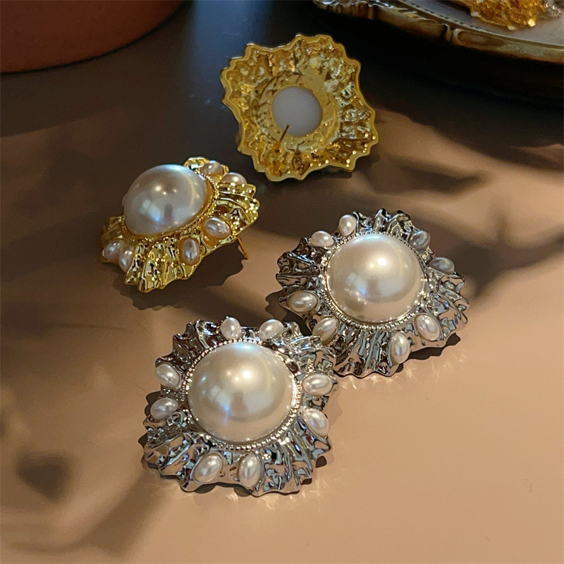 Exaggerated Pearl Drop Earrings Retro French Court Style Fashion Show Trendy Large Hoop Earrings Women's Jewelry Accessories