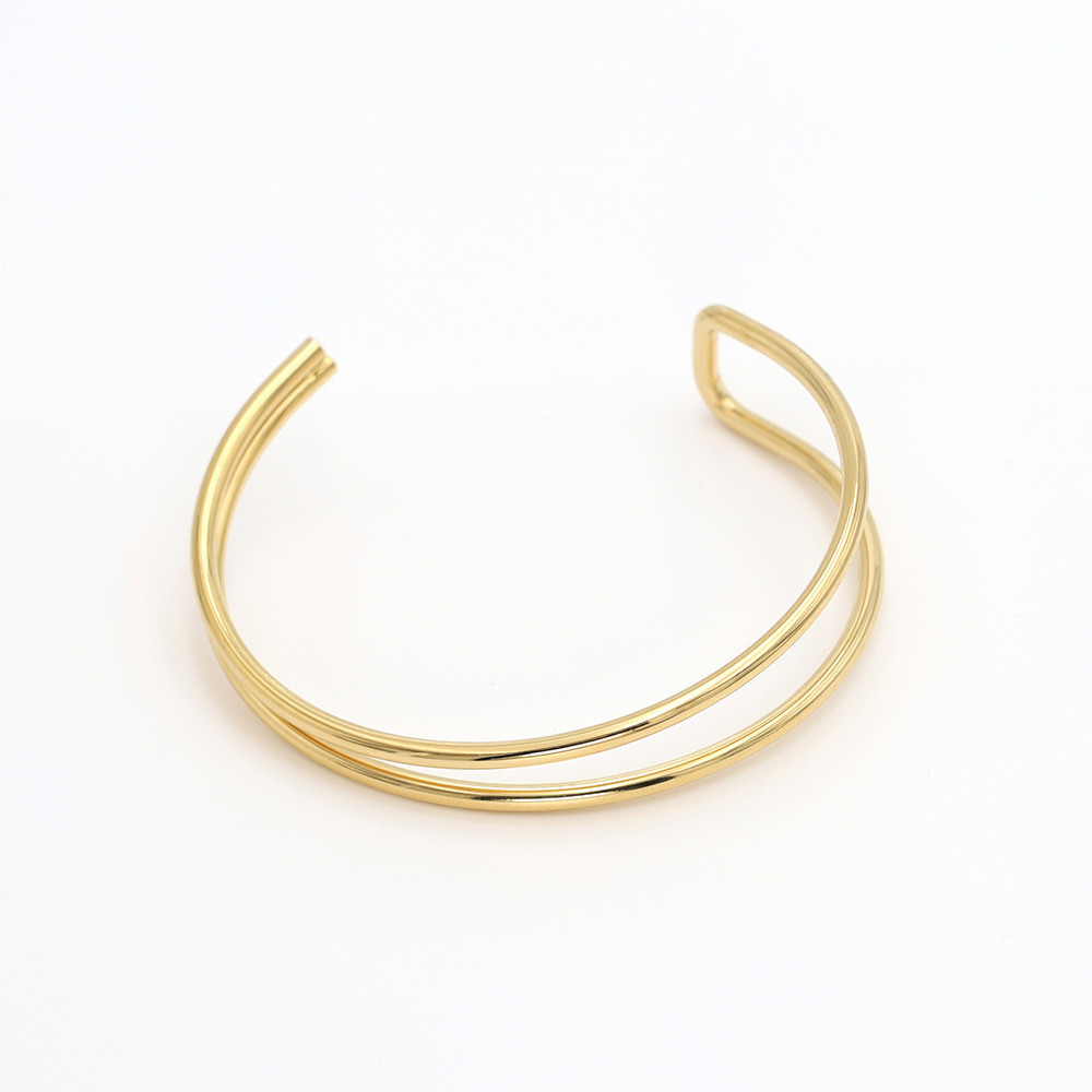 Real Gold Plated Solid Color 304 Stainless Steel Elegant Lady Waterproof Non Tarnish Titanium Steel Bangle