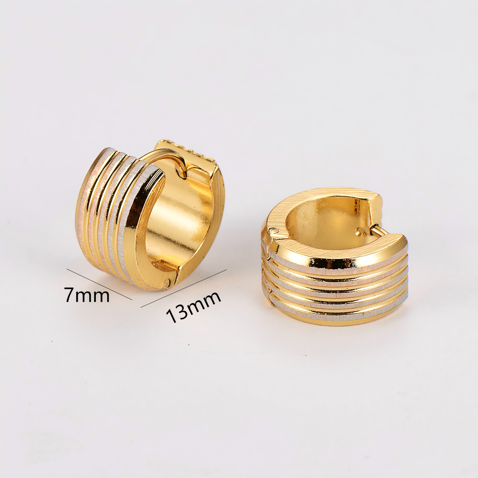 AML201 Stainless Steel Circle Ribbed Wide Ear Hoop Earrings Water Plated Imitation Gold Fashion Personality Wholesale