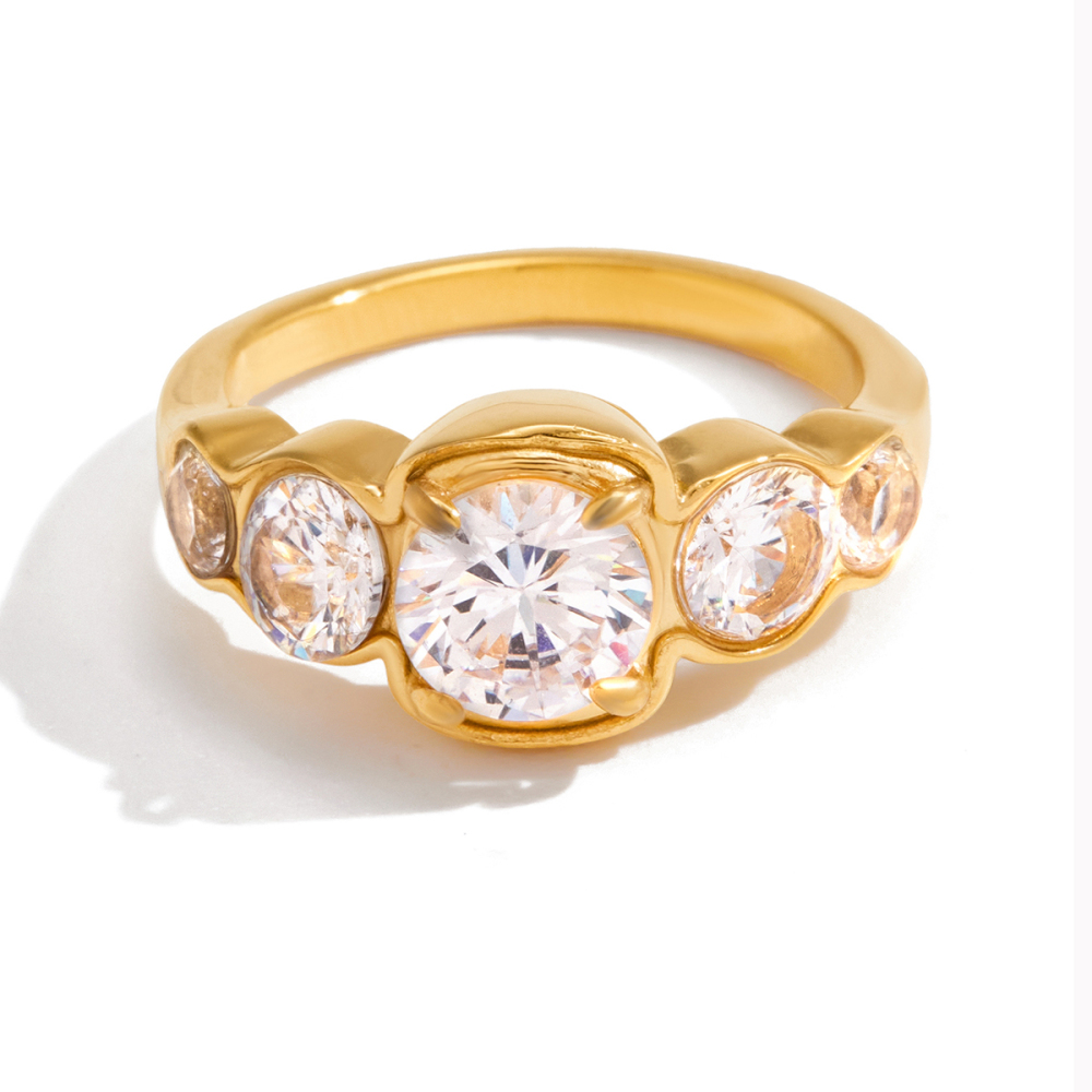 Women's Classic Style 18K Gold Stainless Steel + Zircon Round White Zircon Inlaid Ring Size 7