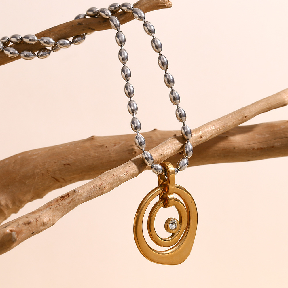 PVD Coated Real Gold Plated Round 304 Stainless Steel Vintage Style Classic Style Waterproof Non Tarnish 304 Stainless Steel Pendant Necklace