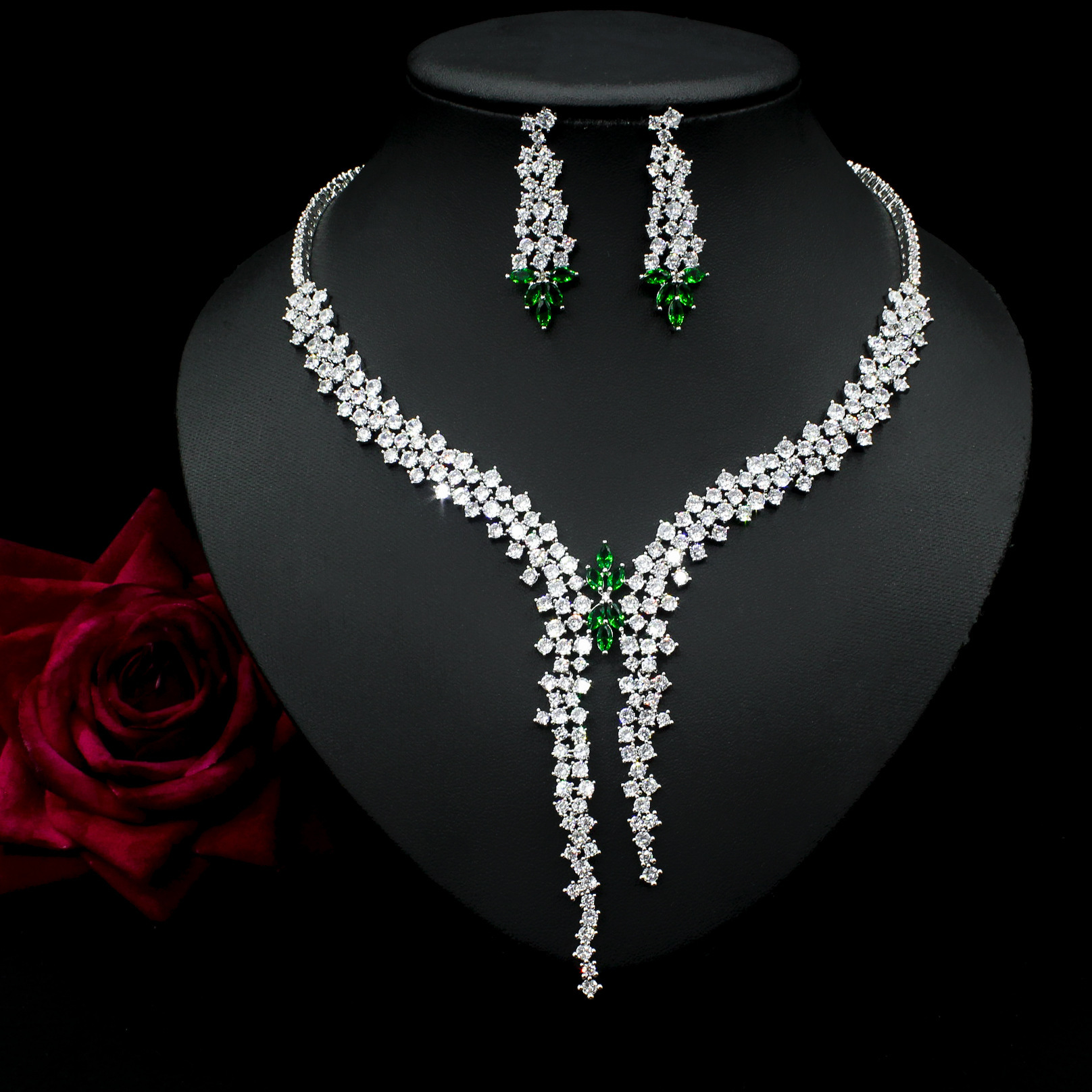 Bohemian Style Floral Zircon Necklace And Earring Set Long Pendant Glitzy Elegant Sweet Personalized Copper Jewelry For Women