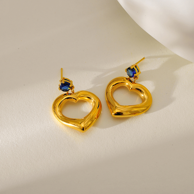 1 Pair Elegant Simple Style Heart Shape 304 Stainless Steel Drop Earrings Ear Studs