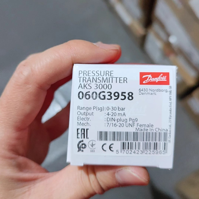 Danfoss AKS 3000 Pressure Transmitters 060G3958 Module Controller Temperature Sensor