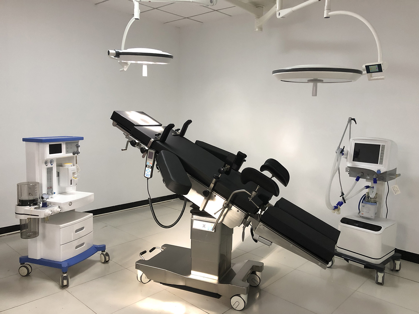 Electric Operating Table Comprehensive Surgical Table BXOT-005