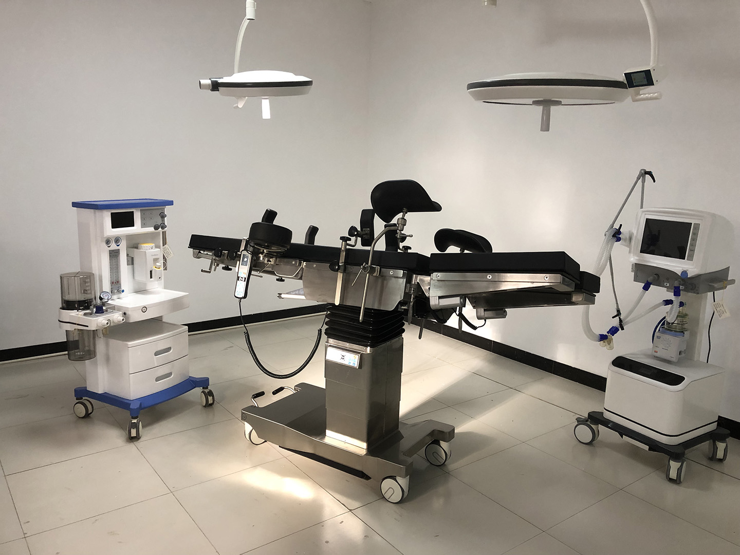 Electric Operating Table Comprehensive Surgical Table BXOT-005