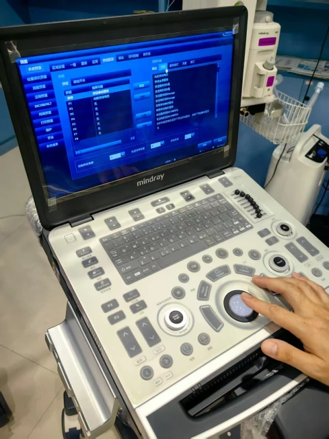 Mindray M9VET Veterinary Ultrasound System 4D High-End Doppler Ultrasound-Animal Heart Ultrasound Imaging Workstation-Used