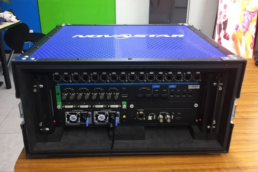 NovaPro UHD All-in-one LED Controller For LED Displays Video Processor