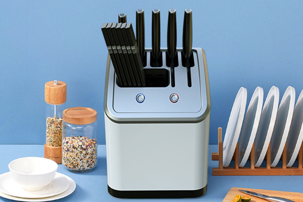 Multifunctional kitchenware sterilizer,UV sterilizing and drying knife rack