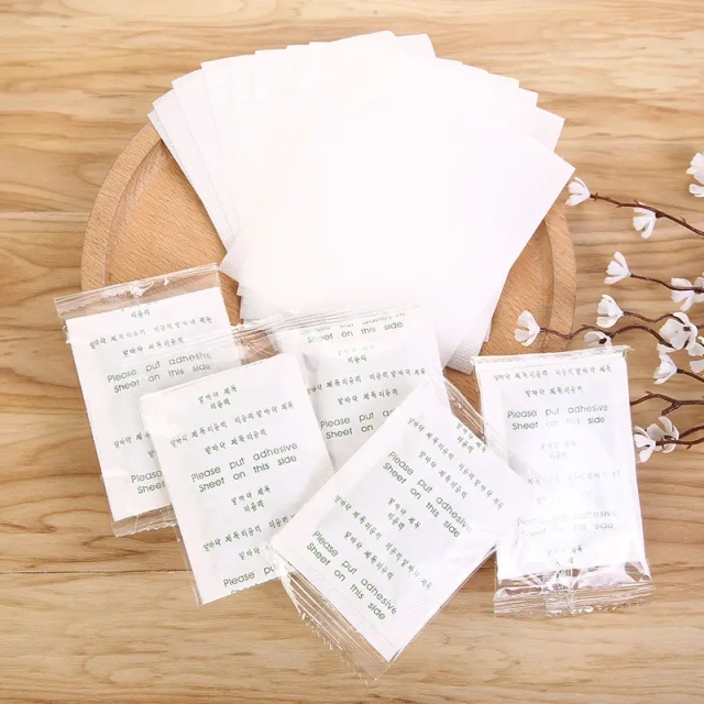 100% Natural Herbs Stress-resistant Cleansing Detox Foot Pads for Better Sleep and Deep Cleansing of the Body