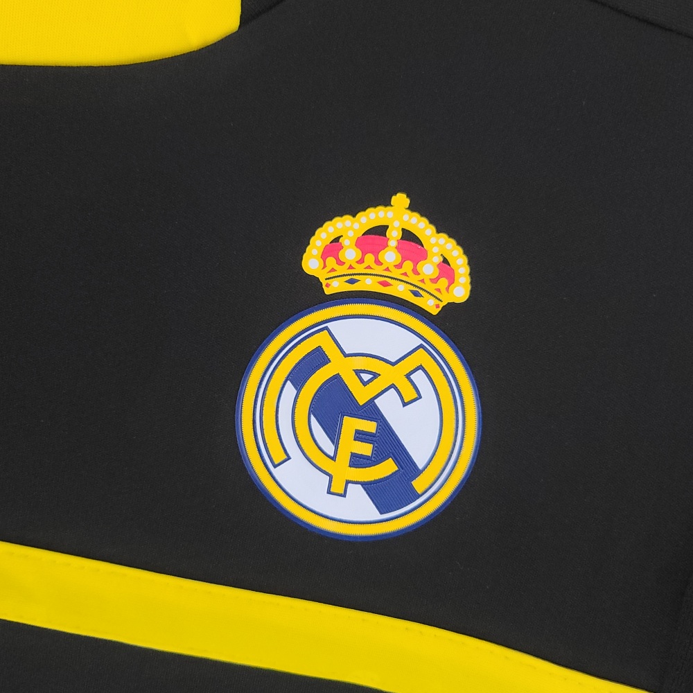 11-12Real Madrid goalkeeper Retro jerseys (black)