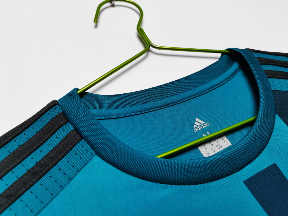17-18Real Madrid three away  Retro jerseys