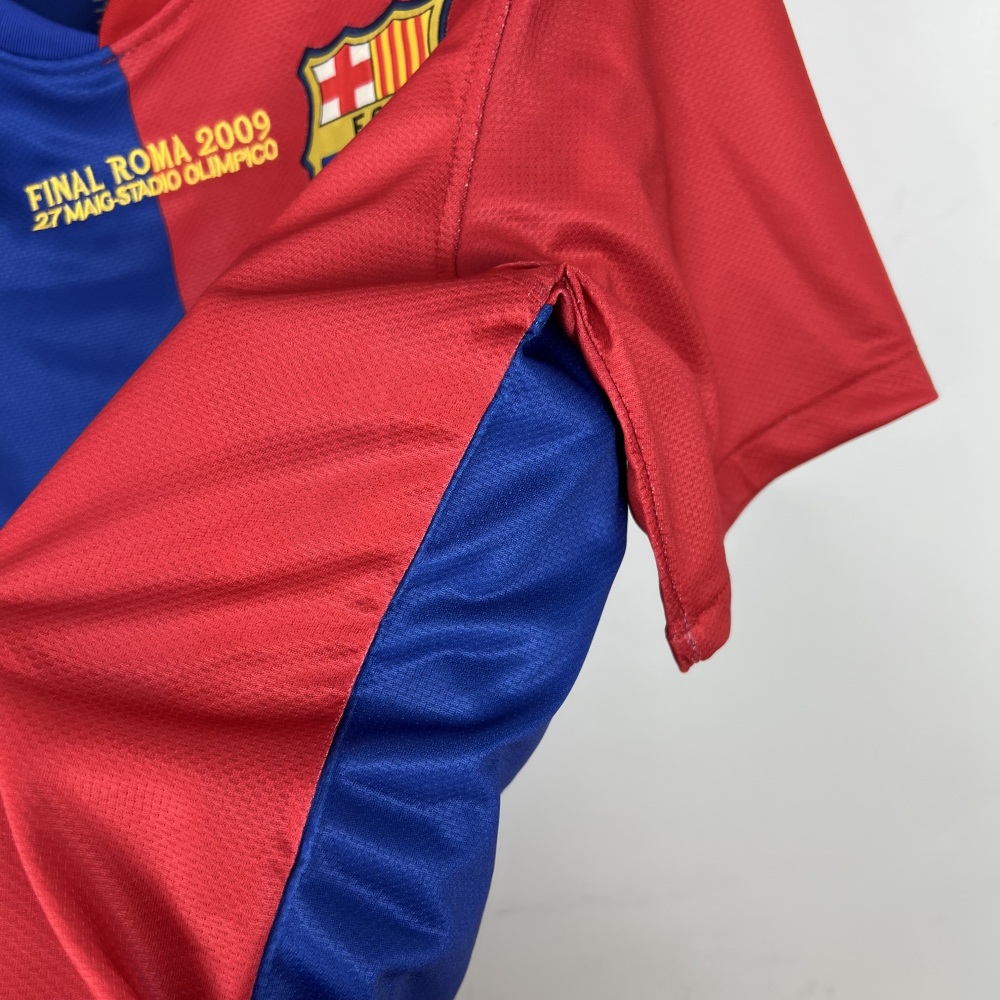 08-09Barcelona home Retro jerseys