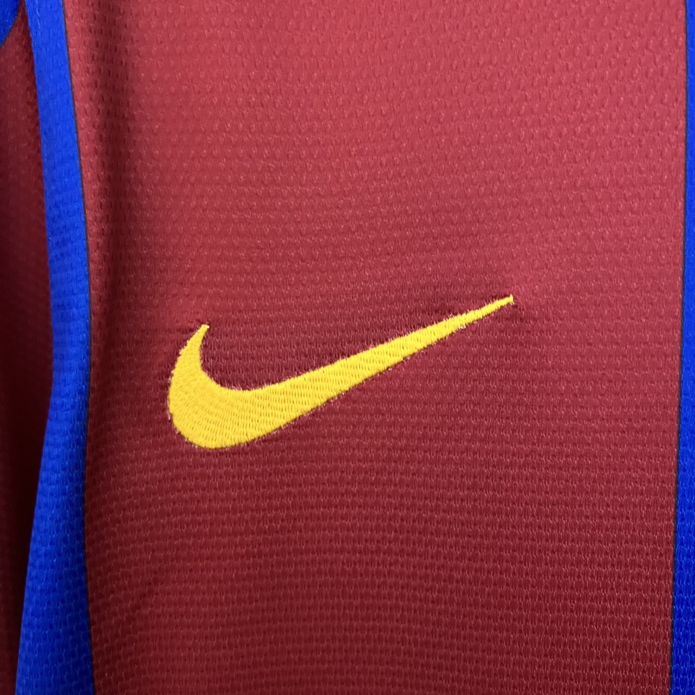 07-08Barcelona home Retro jerseys