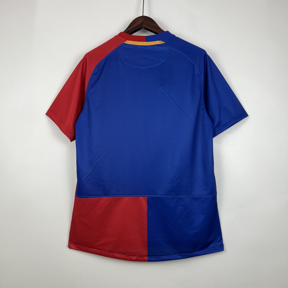 08-09Barcelona home Retro jerseys