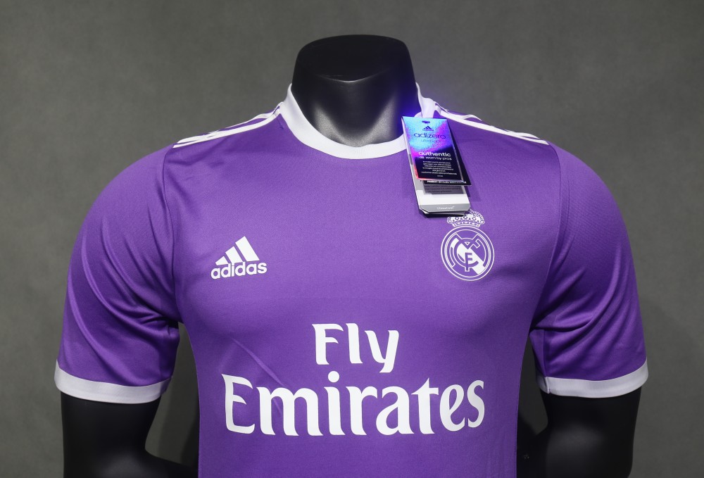 16-17 Real Madrid away Retro jerseys （Player ）