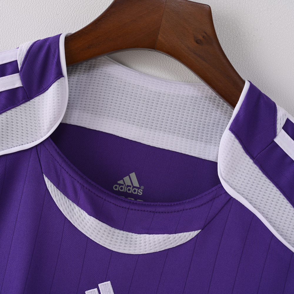 06-07Real Madrid 2away Retro jerseys