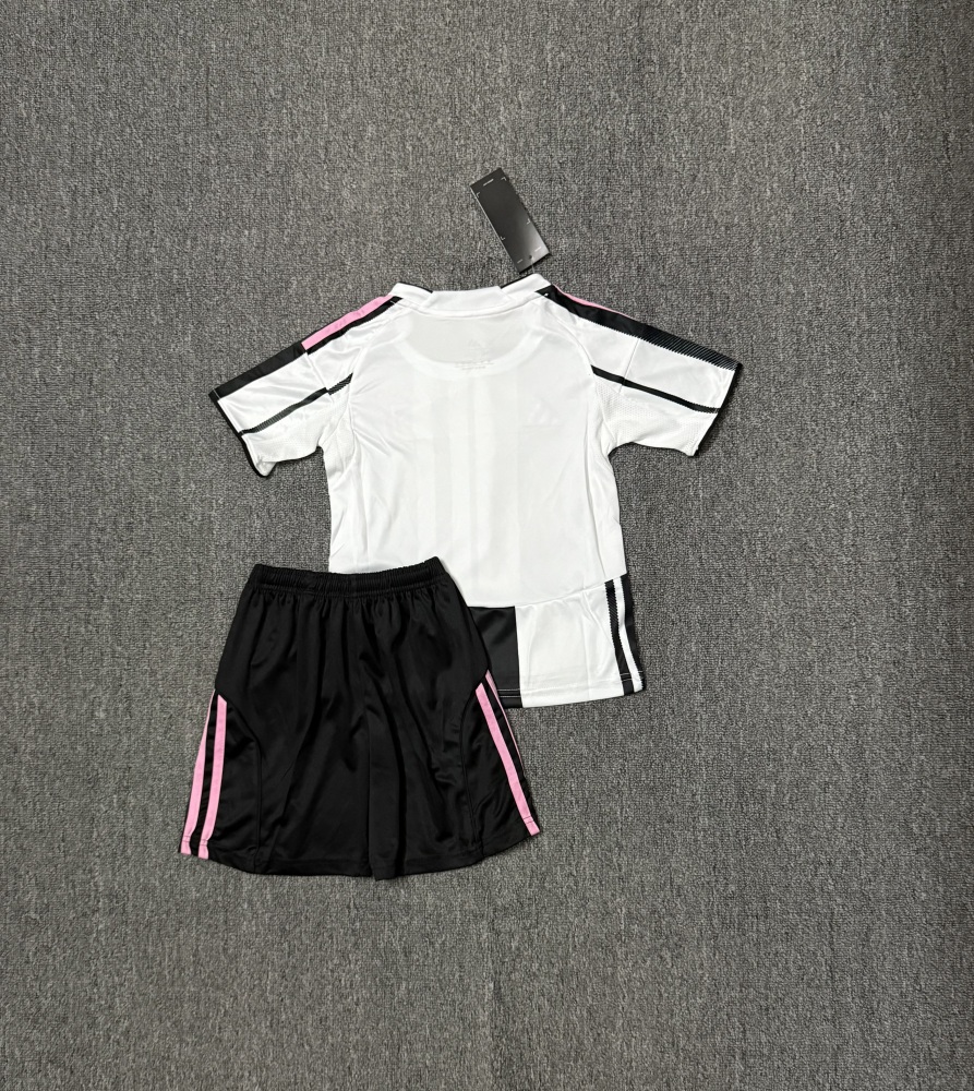2526 Juventus Home - Children's Set - Fan Edition（2526尤文主场-儿童套装）