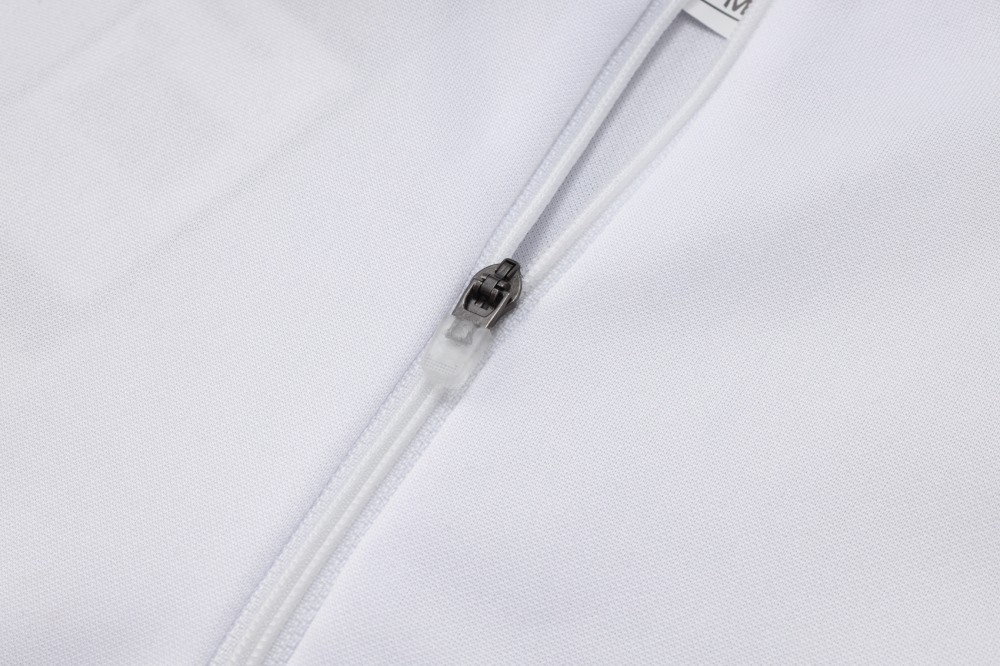 B2522 # 2526 Half Pull Miami White