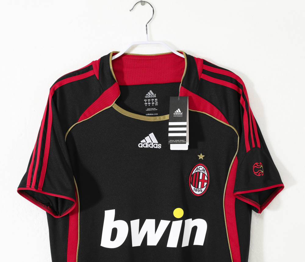 06-07AC Milan two away Retro jerseys