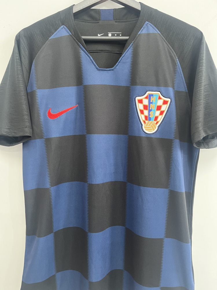 2018 Croatia  away retro jersey