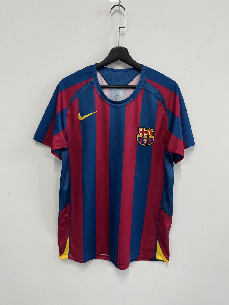 05-06 Barcelona home Retro jerseys （La Liga version）