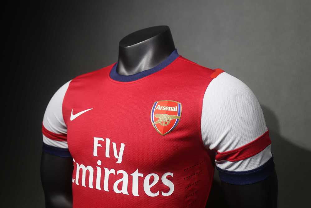 12-13 Arsenal home Player version  Retro jerseys （12-13阿森纳主球员版复古球衣 ）