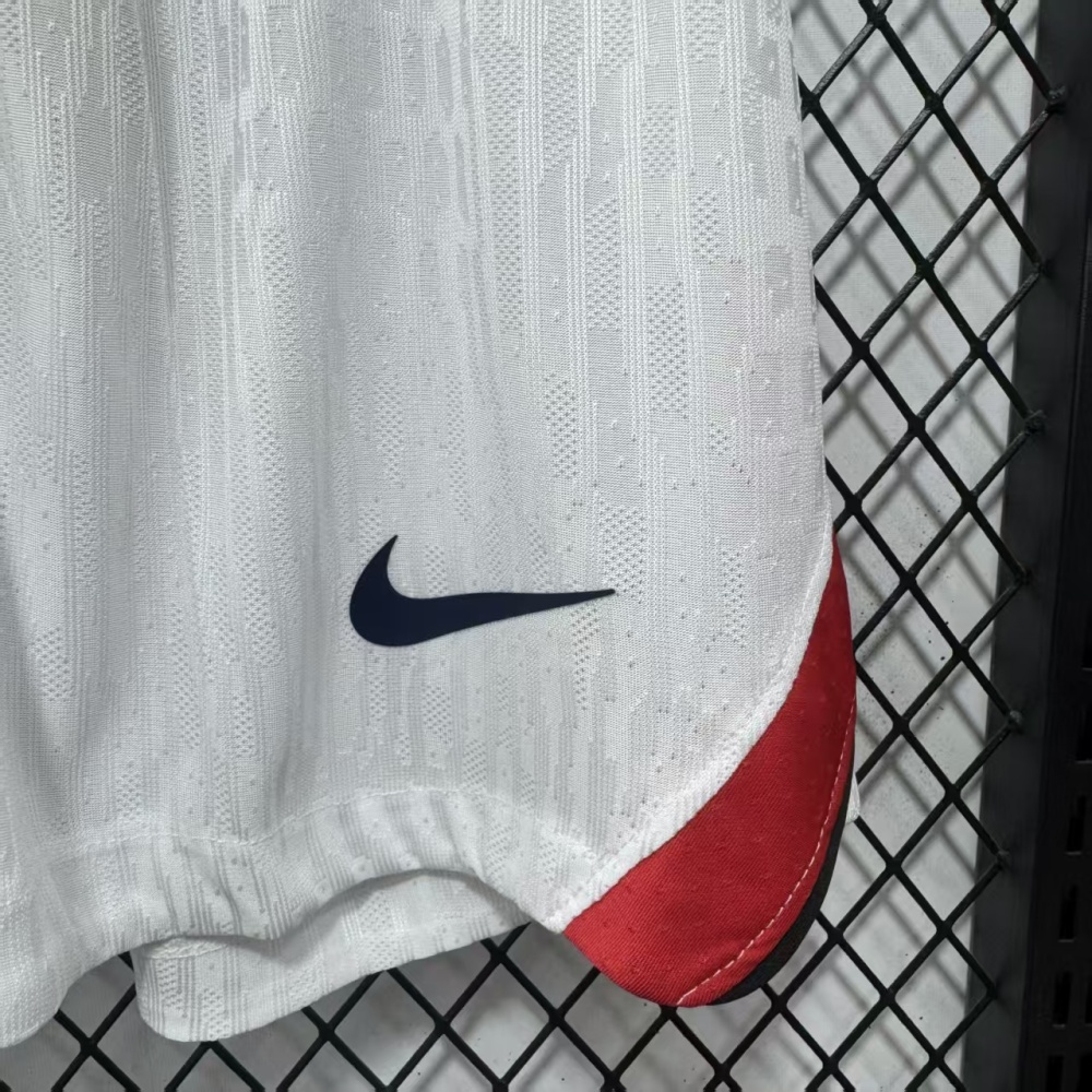 2026 World Cup  England home Player version football  shorts （2026世界杯英格兰主场球员裤子）