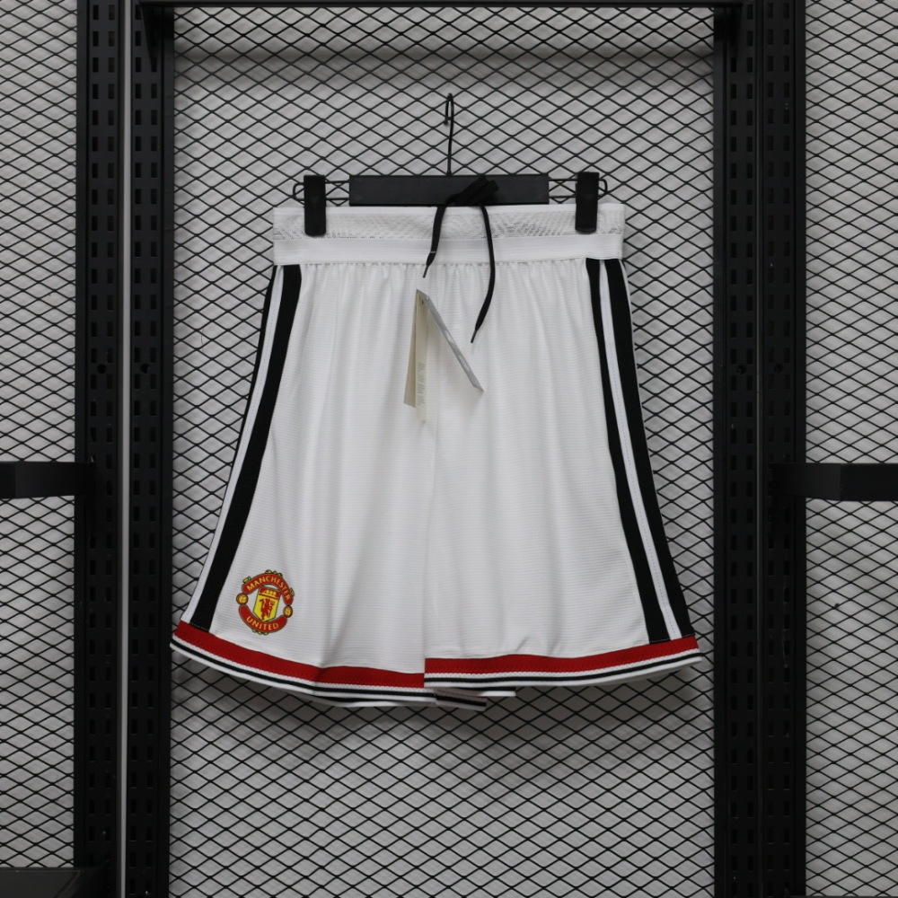 26-27 Manchester United two away Player version football  shorts （26-27曼联主场球员版裤子）