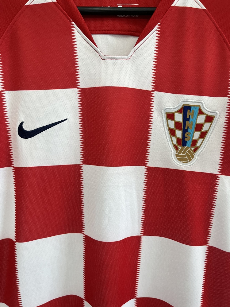 2018 Croatia home retro jersey （2018克罗地亚主场）
