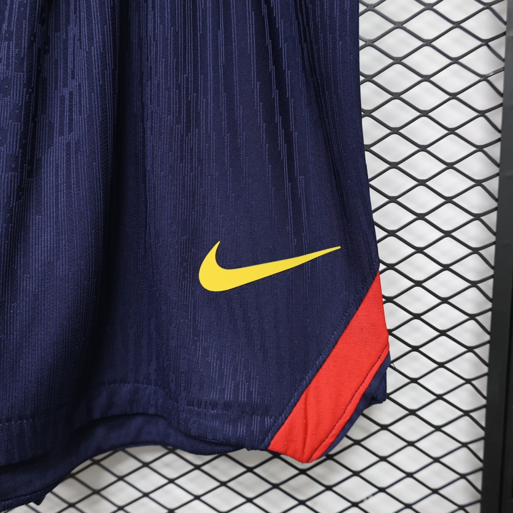 26-27 Barcelona home player version football  shorts （26-27巴塞主场球员版裤子）