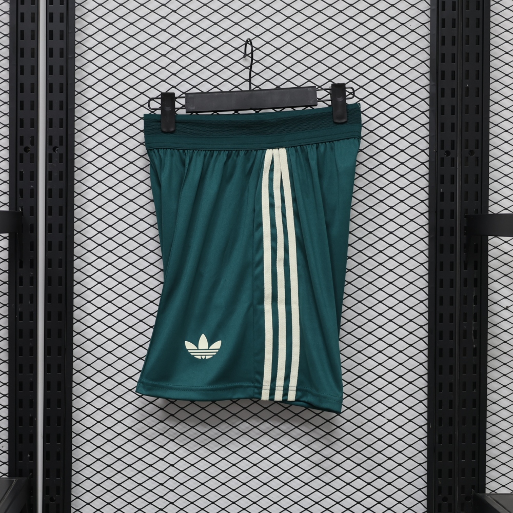 26--27 Real Madrid away  player version football  shorts （26-27皇马客场球员版裤子）