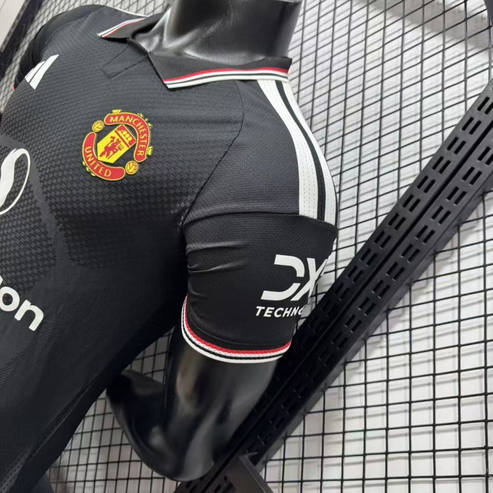 26-27 Manchester United Special Edition player version（26-27曼联特别版黑色球员版）