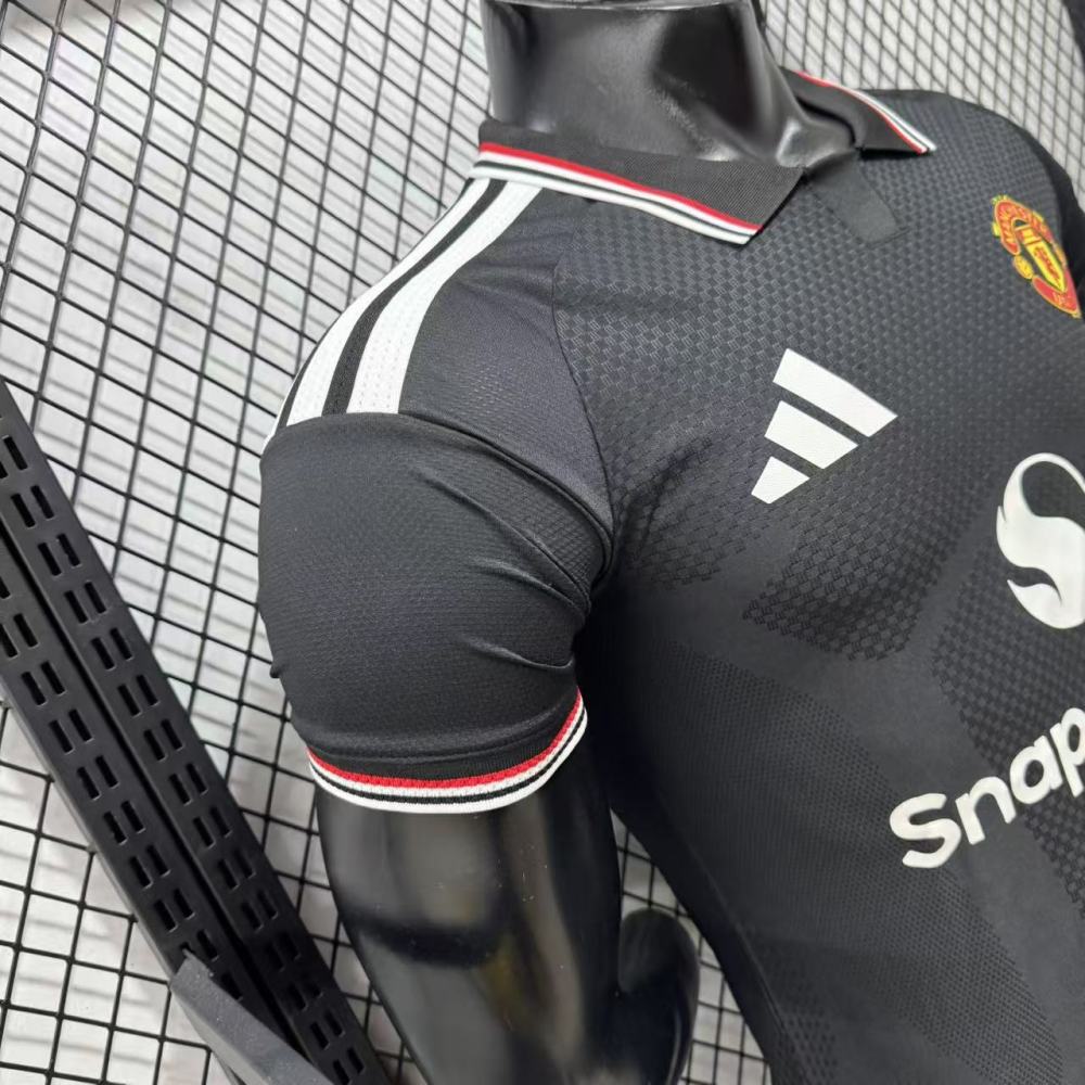 26-27 Manchester United Special Edition player version（26-27曼联特别版黑色球员版）
