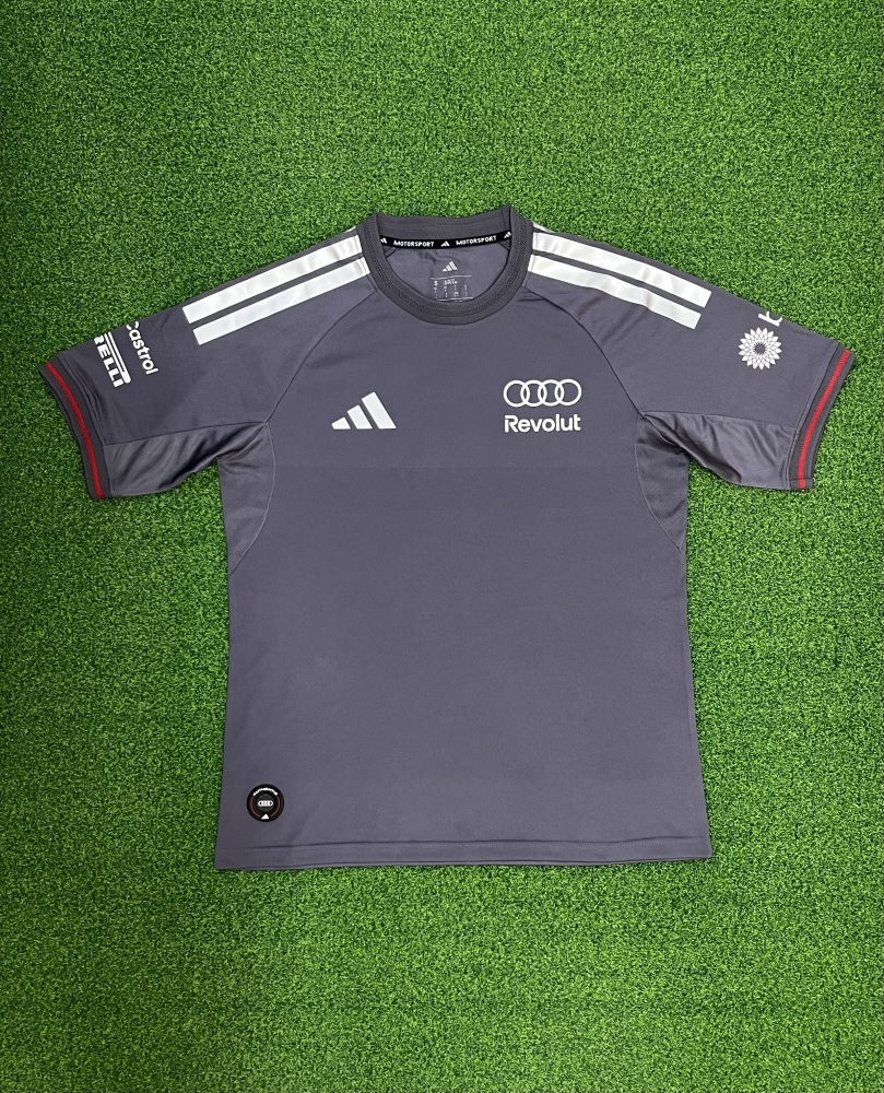 Audi Grey-F1 racing suit（奥迪灰色-F1赛车服）