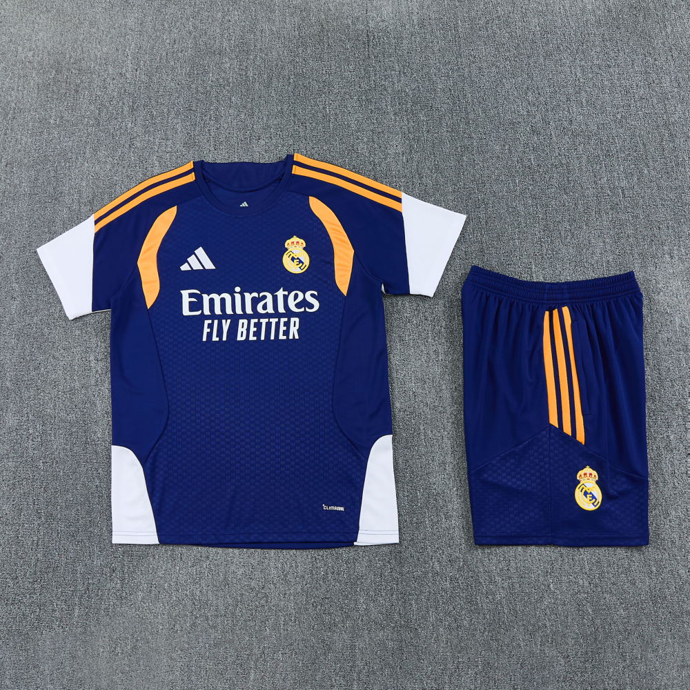 2627 Real Madrid short sleeved training uniform（短袖训练服）