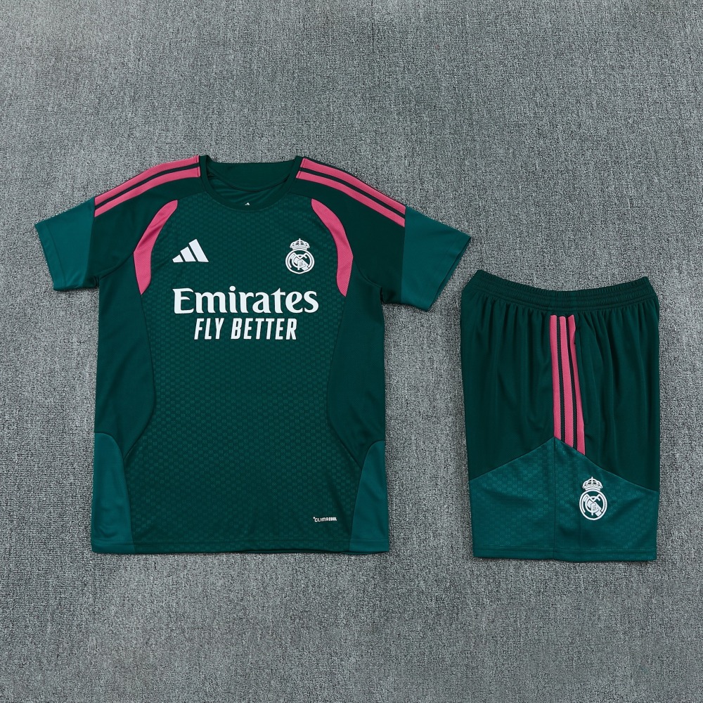 2627 Real Madrid short sleeved training uniform（短袖训练服）