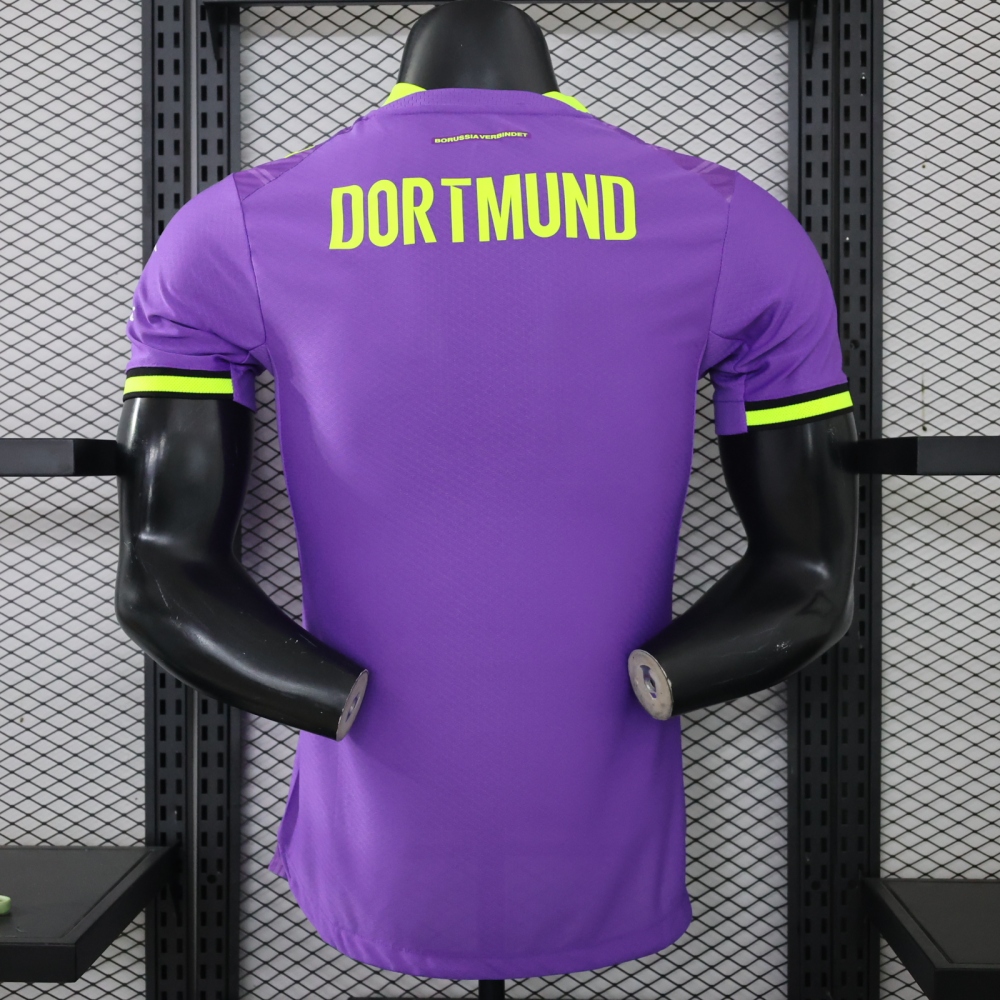 26--27  Dortmund two away Player version（26-27多特蒙德二客球员版）